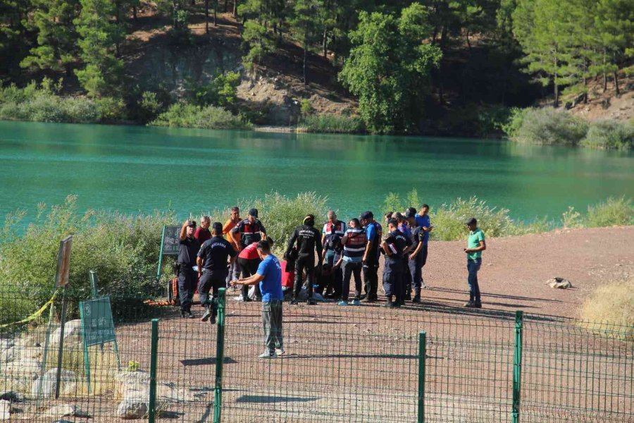 Antalya’da Gölete Giren Çocuk Boğuldu