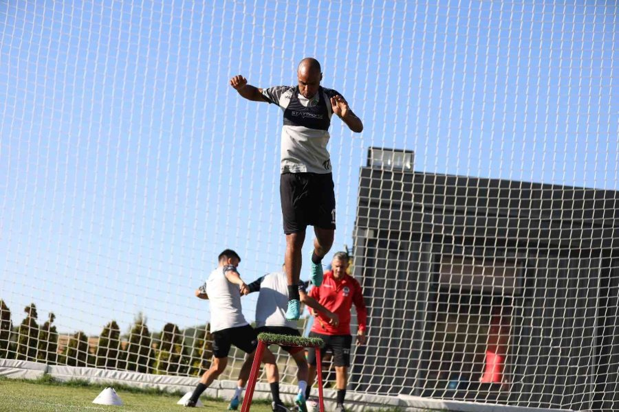 Alanyaspor’un Erciyes Kampı Başladı