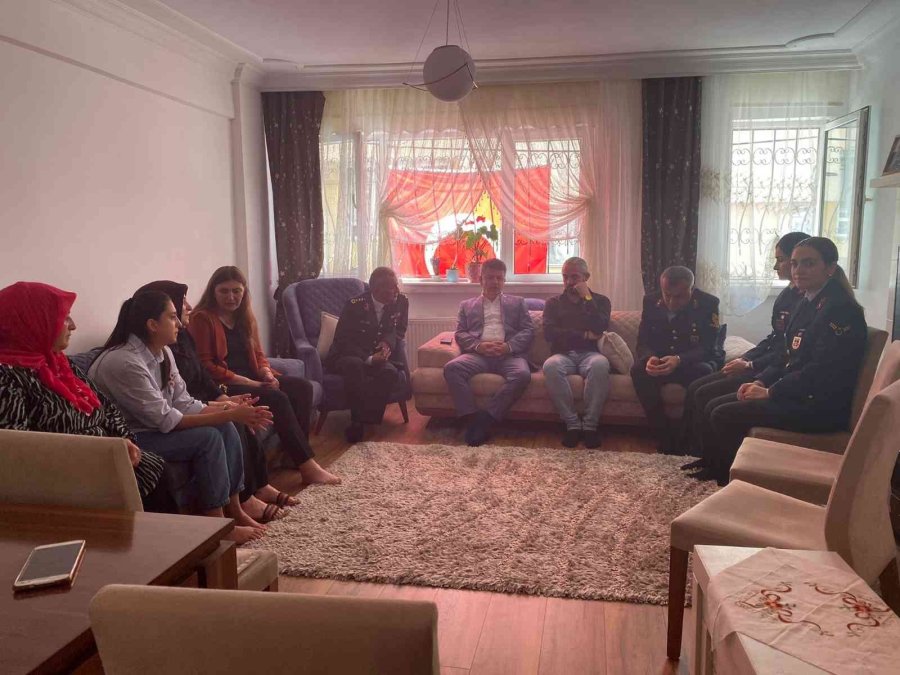 Şehadet Beratı Şehit Ailesine Teslim Edildi