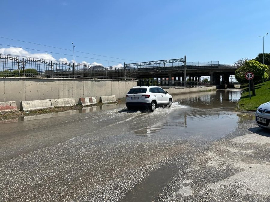 Göle Dönen Yol, Sürücülere Zor Anlar Yaşattı