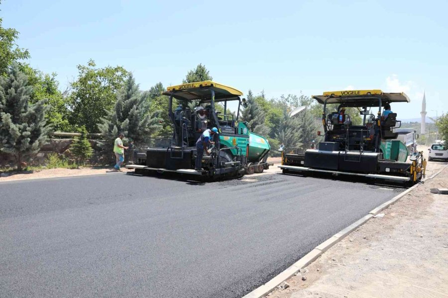 Başkan Palancıoğlu, Erenköy’deki Asfalt Çalışmalarını İnceledi