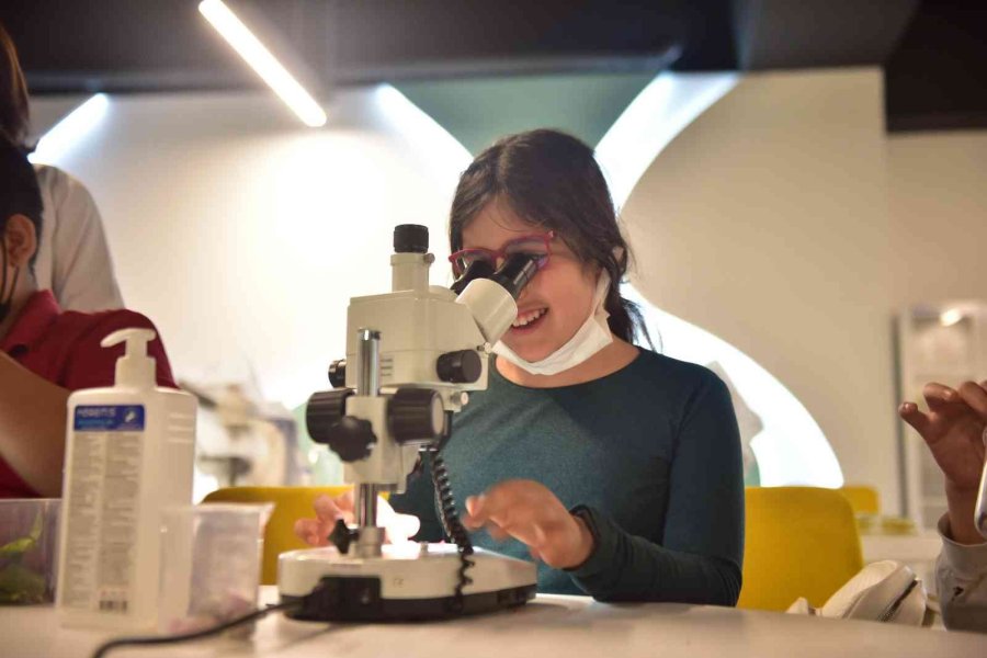 Antalya Bilim Merkezi’ne 443 Bin Ziyaretçi