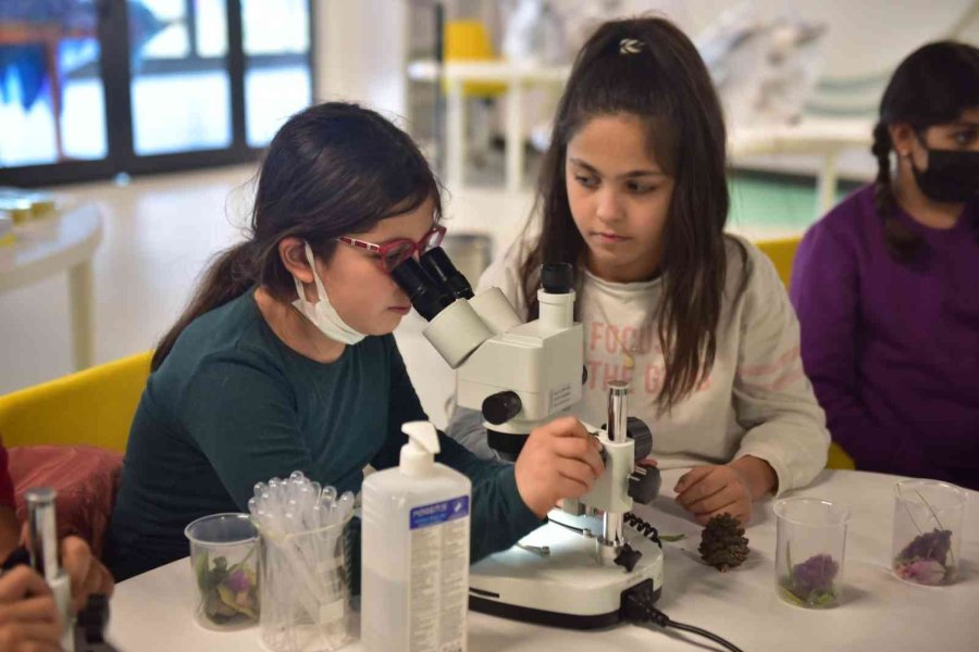 Antalya Bilim Merkezi’ne 443 Bin Ziyaretçi