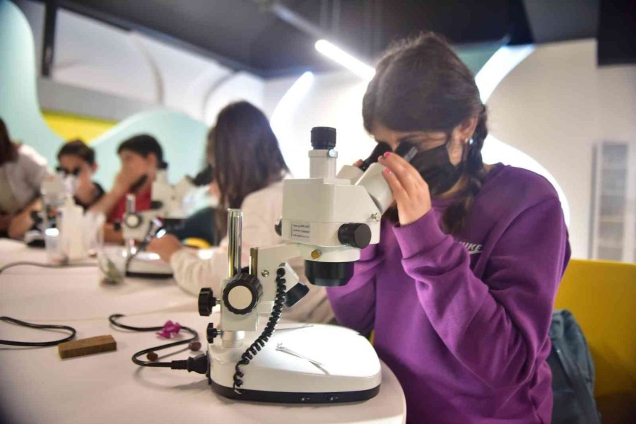 Antalya Bilim Merkezi’ne 443 Bin Ziyaretçi