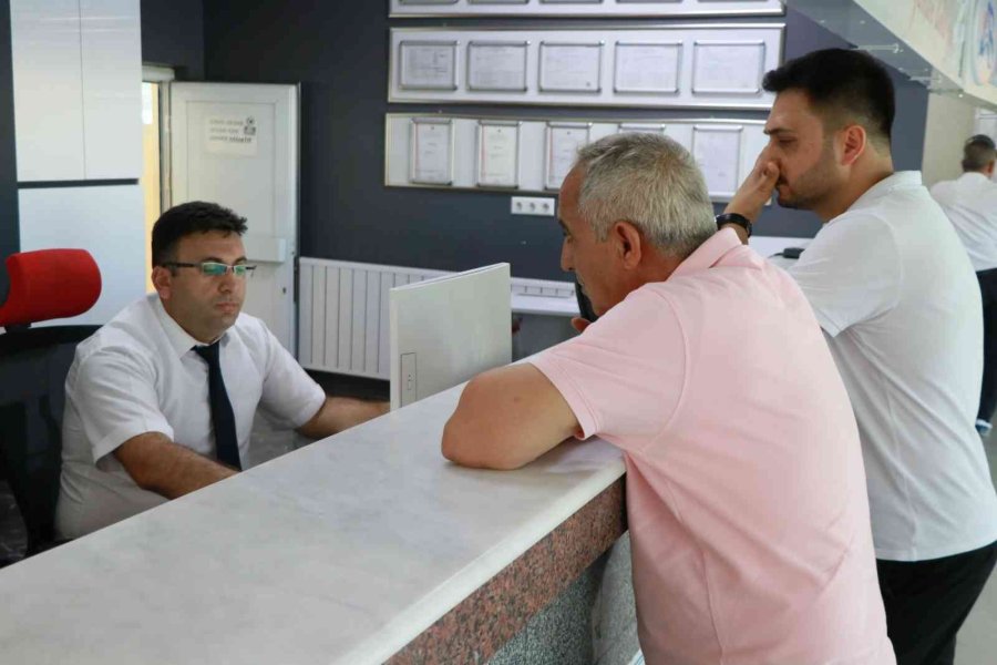 Bayram Tatilinin Ardından Otogarda Dönüş Yoğunluğu