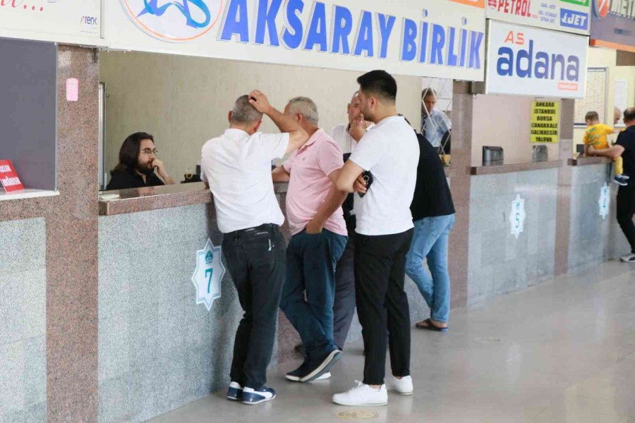 Bayram Tatilinin Ardından Otogarda Dönüş Yoğunluğu