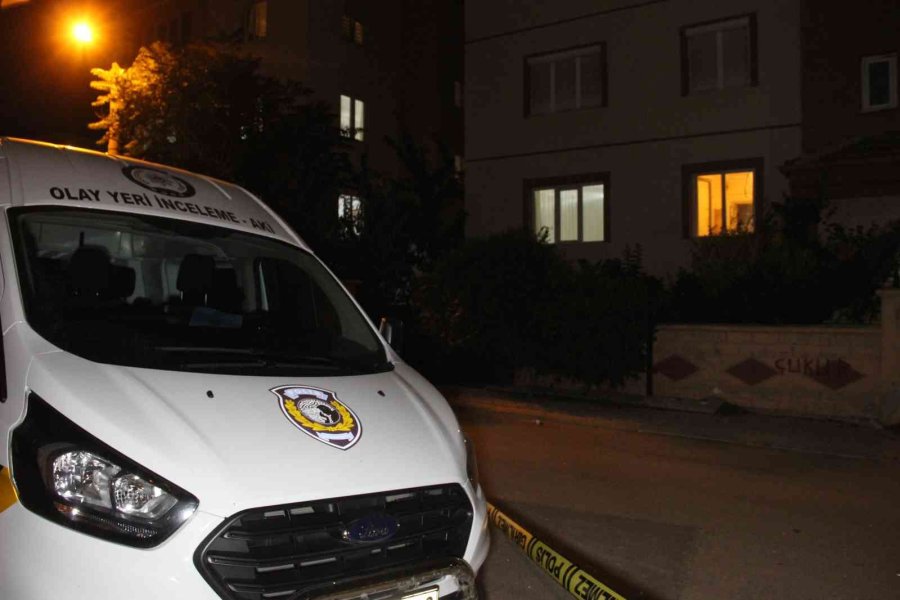 Çakmak Tüpü Bomba Gibi Patladı: 4 Yaralı