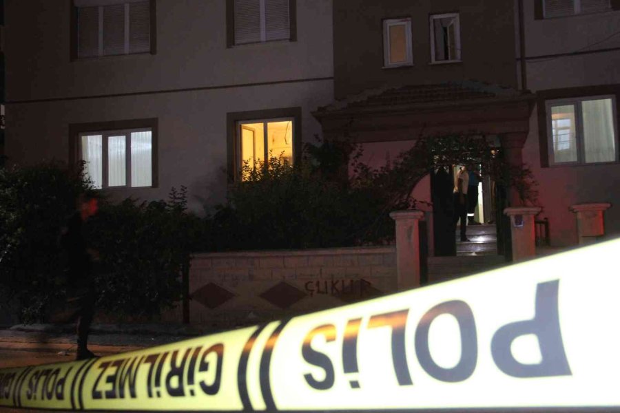 Çakmak Tüpü Bomba Gibi Patladı: 4 Yaralı