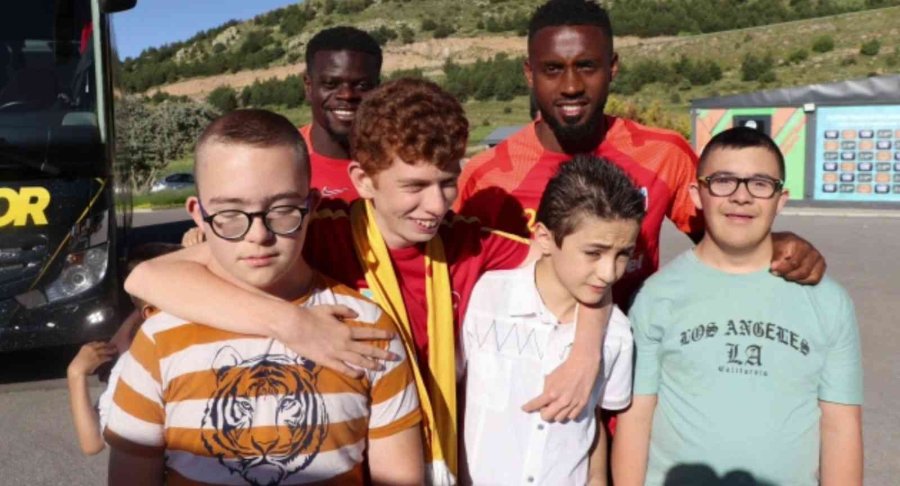 Özel Çocukların ’kayserispor’ Heyecanı