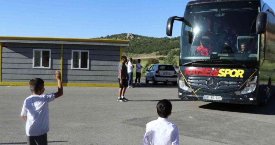 Özel Çocukların ’kayserispor’ Heyecanı
