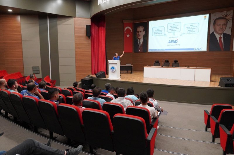 Melikgazi Belediye Personeline Afad’dan Uygulamalı Eğitim