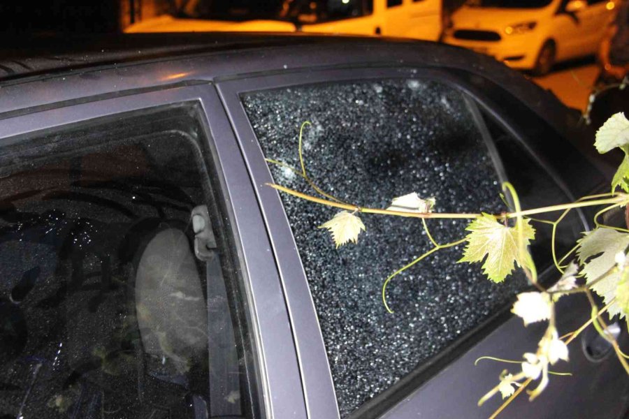 Çakmak Tüpü Bomba Gibi Patladı: 4 Yaralı