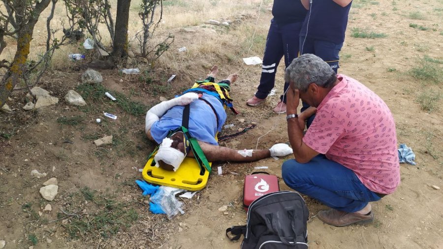 Antalya’da Tır Ve Kamyon Çarpıştı: 3 Ölü, 1 Yaralı