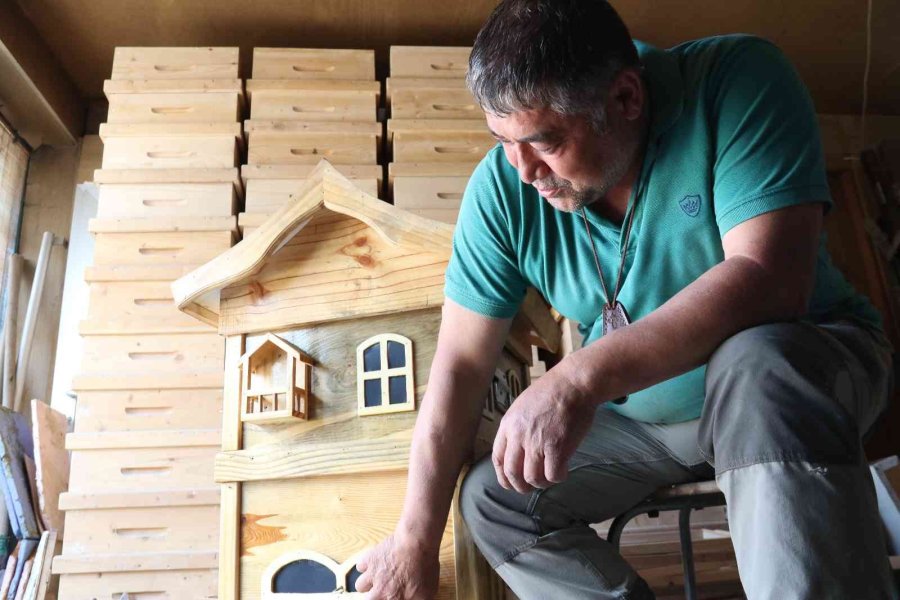 ‘bal İşçileri’ Odunpazarı Evleri’ni Simgeleyen Kovanda Üretim Yapacak