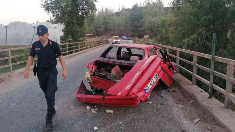 Alkollü Halde Köprü Korkuluklarına Çarptı, ’şaştım Kaldım’ Dedi
