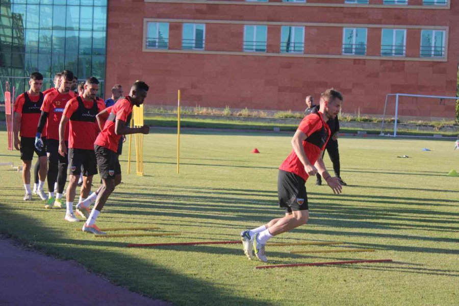 Çağdaş Atan: "bu Sezon Kayserispor İçin Çok Önemli"