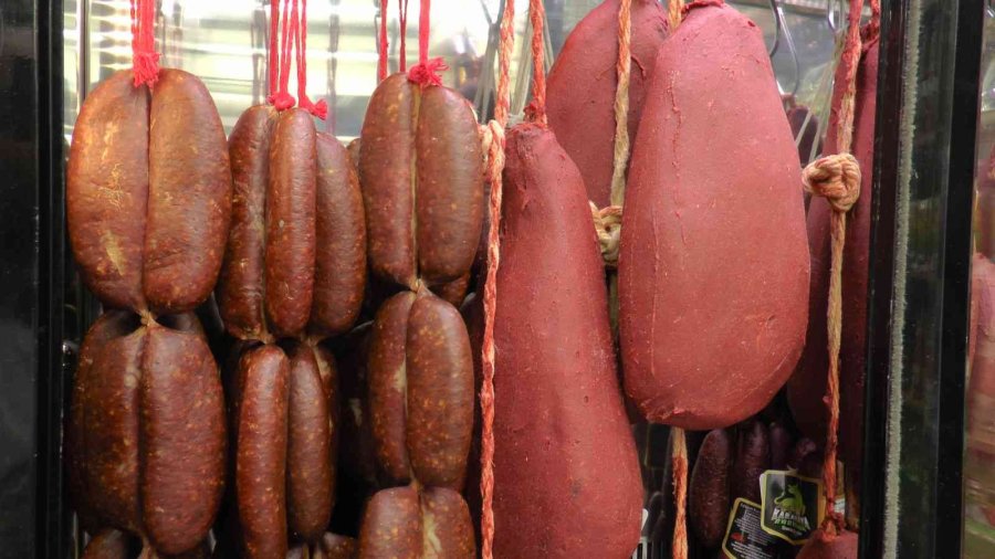 Çarşıda ’gurbetçi’ Yoğunluğu