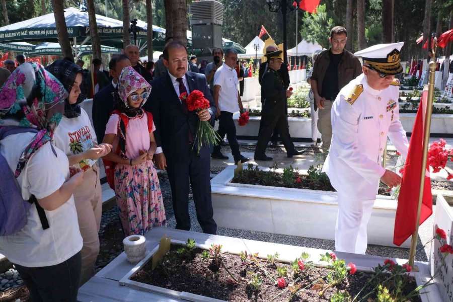 15 Temmuz Şehitleri Mersin’de Anıldı