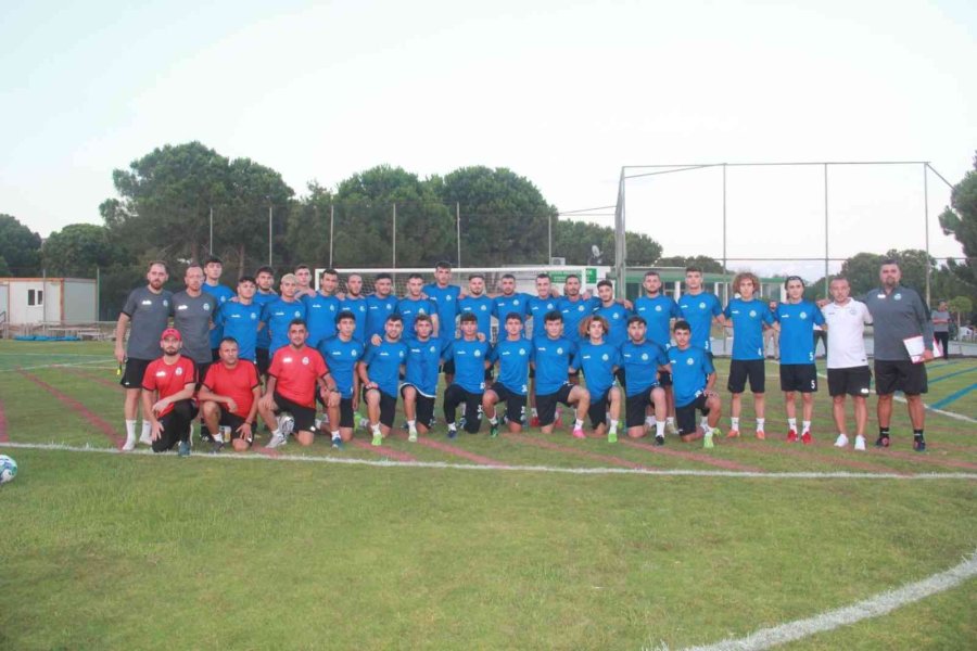 Serik Belediyespor Top Başı Yaptı