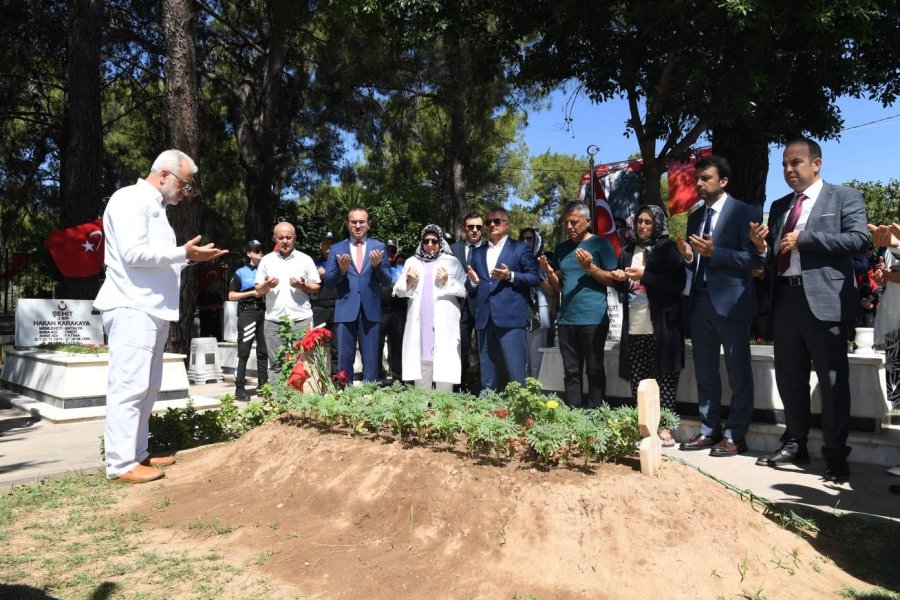 15 Temmuz Şehitleri Mezarları Başında Anıldı