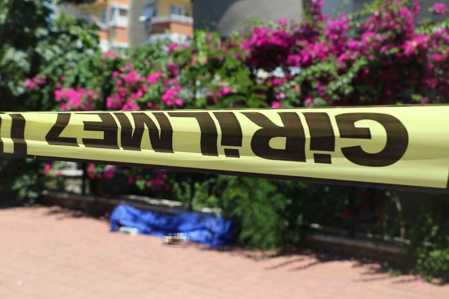 Süt Alıp Evine Dönerken Yolda Fenalaşarak Hayatını Kaybetti