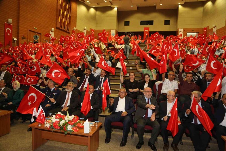 Dr. Murat Yılmaz:”15 Temmuz’da İstenen Türkiye’nin Devlet Kapasitesini Çökertmekti”