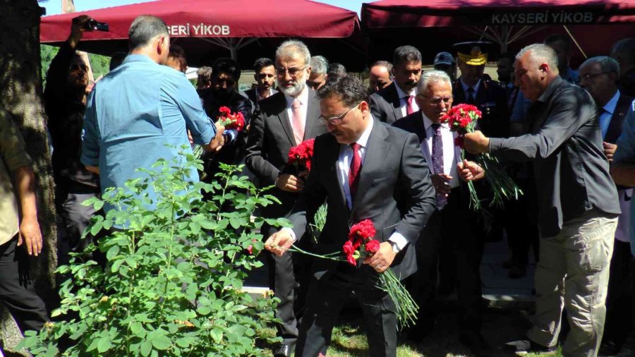 Vali Çiçek: “15 Temmuz’da Türk Milleti Dünya Milletlerine Örnek Oldu”