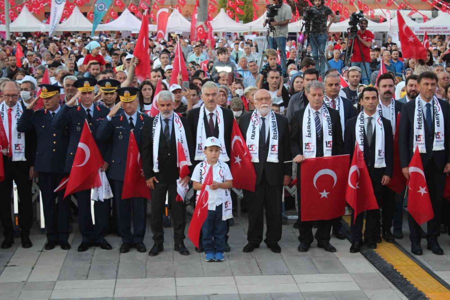 Eskişehir’de 15 Temmuz Anma Programı Düzenlendi