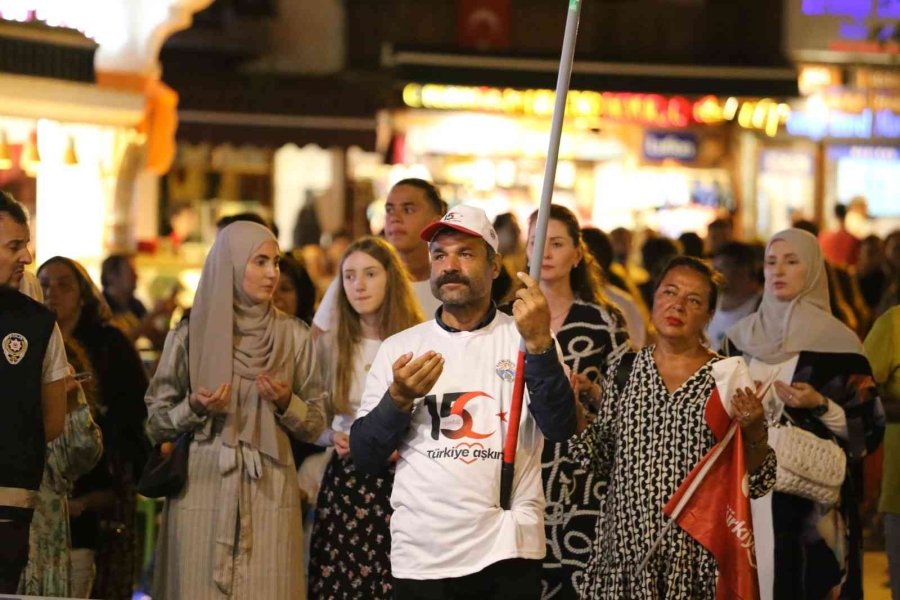 Kaş’ta 15 Temmuz Demokrasi Ve Milli Birlik Günü Kutlandı