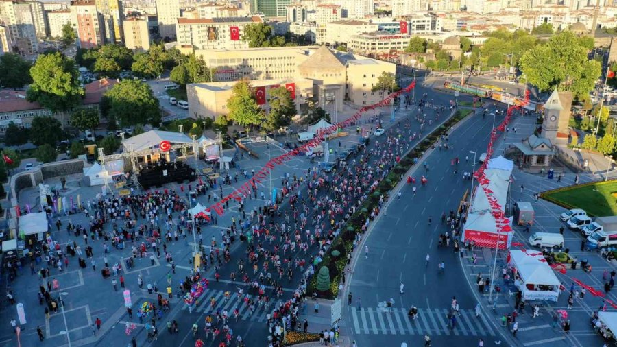 Başkan Büyükkılıç, ’türkiye Aşkına’ Pedalladı