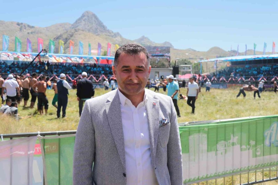 Kırkpınar’ın Rövanşı Gökbel Yağlı Güreşleri Başladı