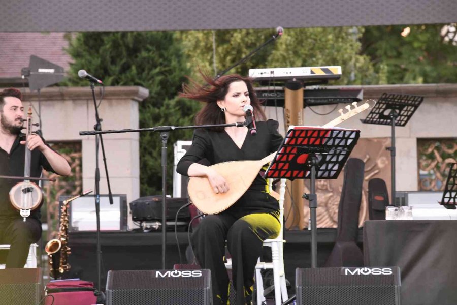 Yusuf Güney Kayserililerle Buluştu