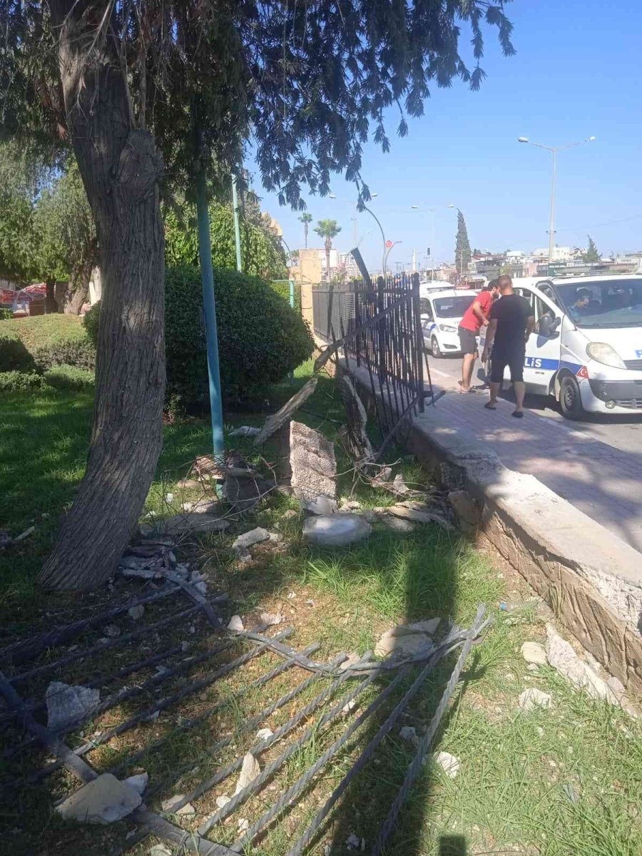 Trafik Kazasında 2 Kişi Yaralandı