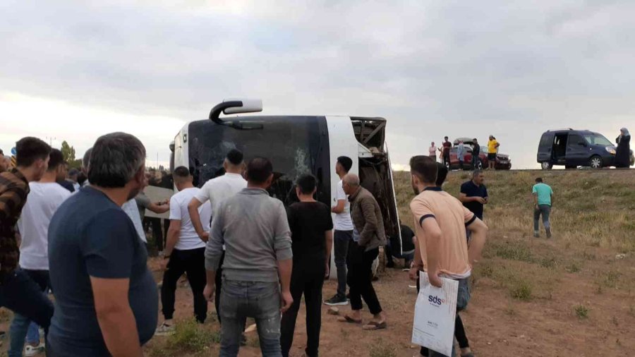 Kayseri’de Tur Otobüsü Devrildi: 31 Yaralı