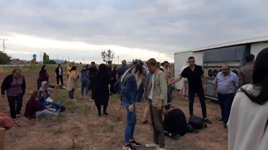 Kayseri’de Tur Otobüsü Devrildi: 31 Yaralı
