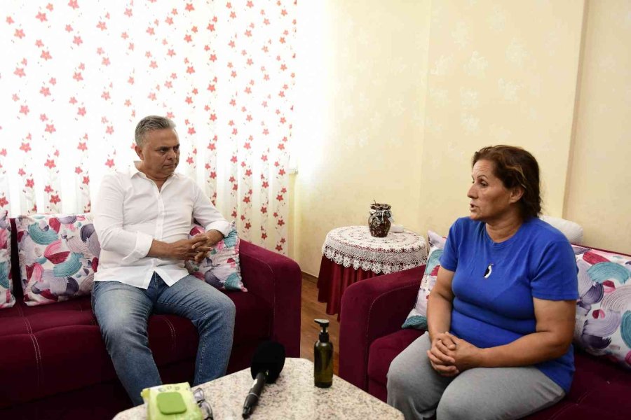 Belediyenin Plajında Çalışanlara Saldırı