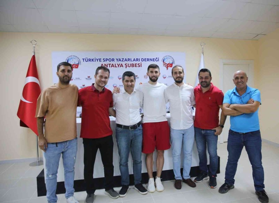 Tsyd Antalya Şubesi’nde 10. Yıl Coşkusu