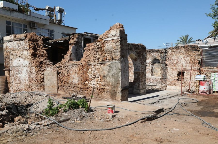 Antalya’da 19’uncu Yüzyıldan Kalan Metruk Yapı ‘devlet Konuk Evi’ne Dönüştürülecek