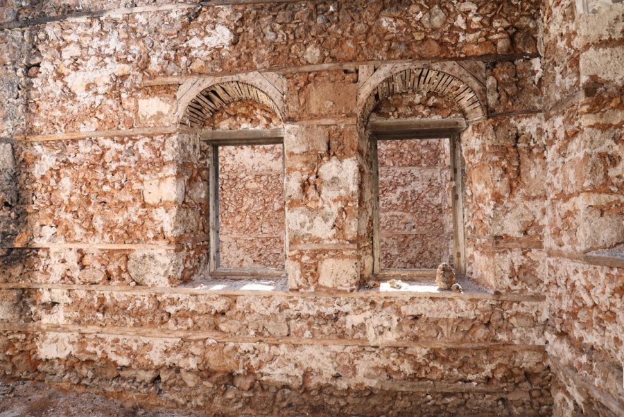 Antalya’da 19’uncu Yüzyıldan Kalan Metruk Yapı ‘devlet Konuk Evi’ne Dönüştürülecek