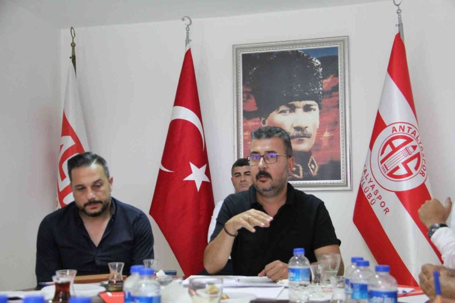 Antalyaspor Kulübü Derneğinde Görev Dağılımı Yapıldı
