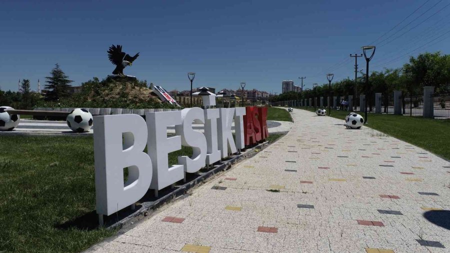 Karaman’da Yapılan Taraftar Meydanı Herkesin İlgisini Çekiyor