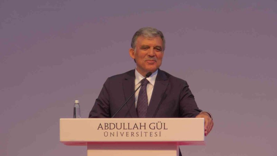 Abdullah Gül Üniversitesi 5. Mezunlarını Verdi