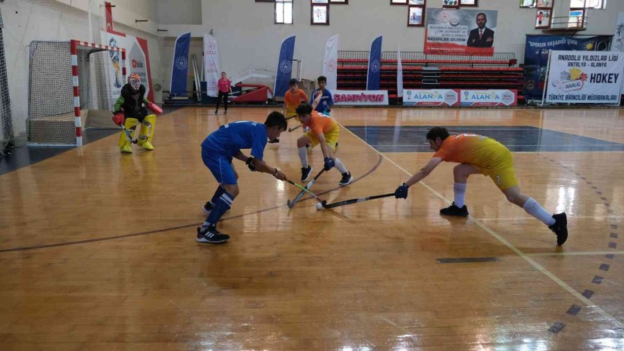 Anadolu Yıldızlar Lig Hokey Türkiye Birinciliği Başladı