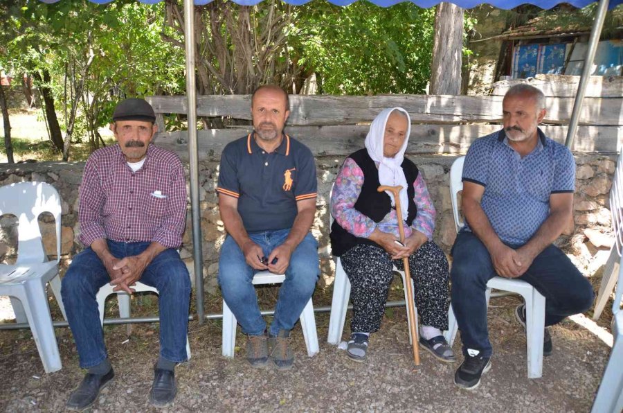 Antalya’da 9 Gündür Kayıp Olan Miyase Nine İçin 40 Kişilik Jandarma Ordusu Gece Gündüz Sahada