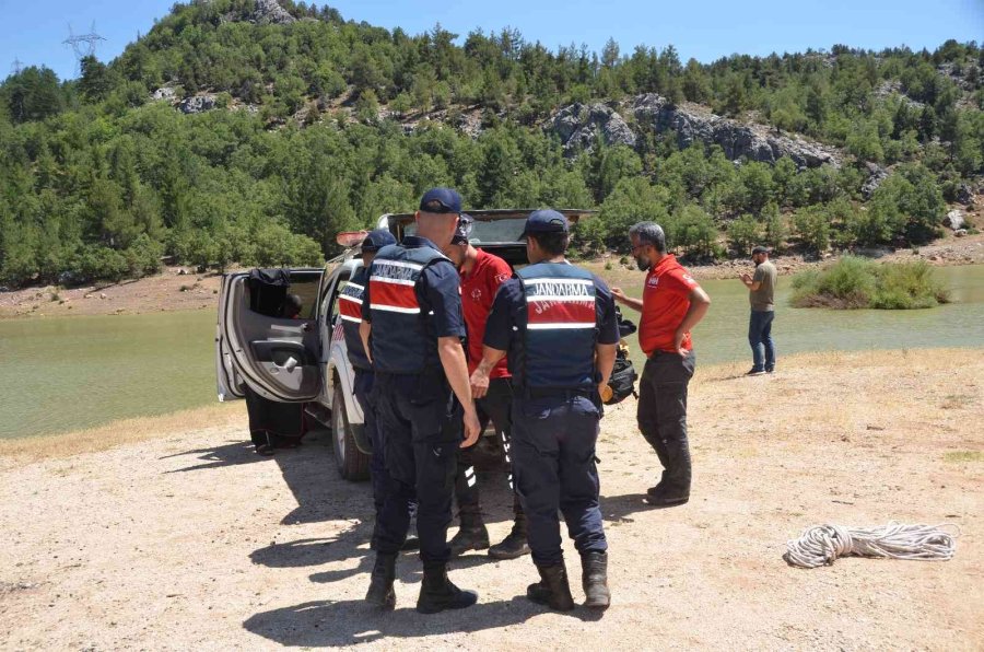 Antalya’da 9 Gündür Kayıp Olan Miyase Nine İçin 40 Kişilik Jandarma Ordusu Gece Gündüz Sahada