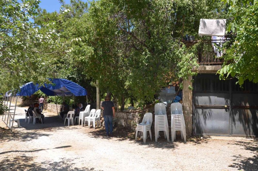 Antalya’da 9 Gündür Kayıp Olan Miyase Nine İçin 40 Kişilik Jandarma Ordusu Gece Gündüz Sahada