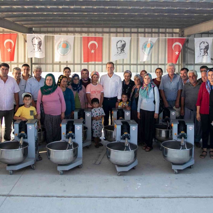 Seçer, ’tarımsal Destek Dağıtım’ Törenine Katıldı