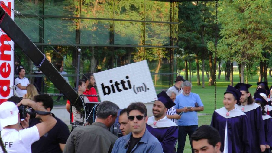 Abdullah Gül Üniversitesi 5. Mezunlarını Verdi