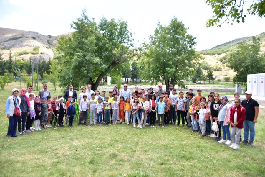 Başkan Bozkurt Öğrencilerle Piknikte Buluştu