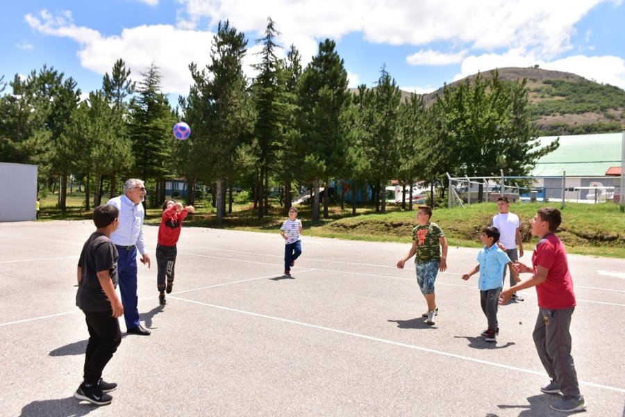 Başkan Bozkurt Öğrencilerle Piknikte Buluştu